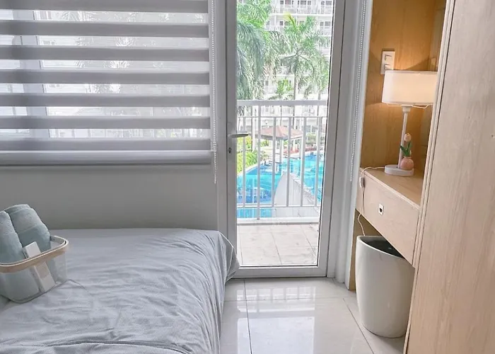 Staycapades At Shell Residences *