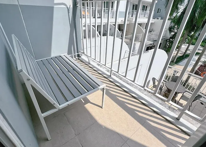 Staycapades At Shell Residences Апартаменты Манила